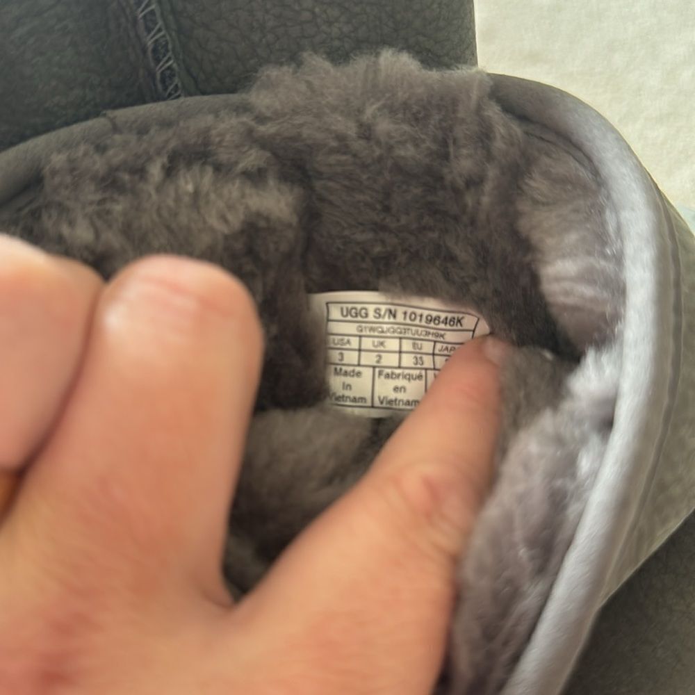 Classic II Weather Short - Picture 6 of 6